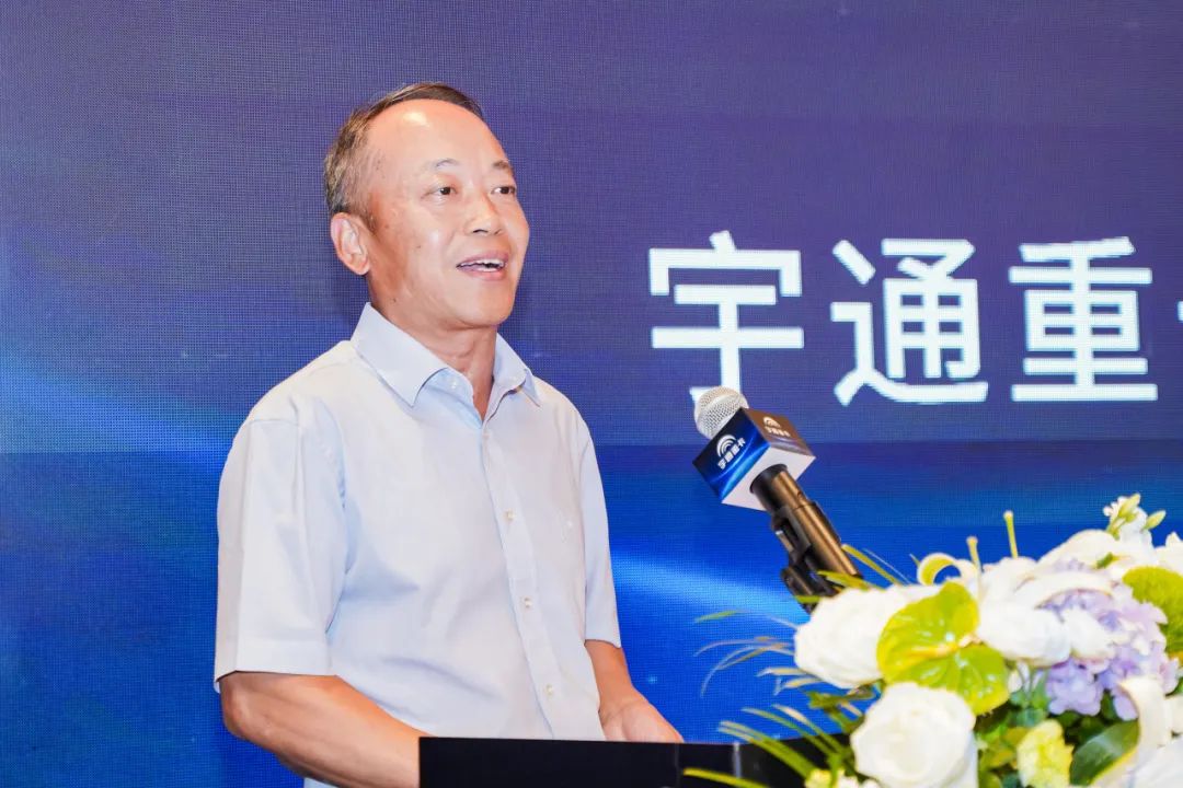 跑赢每一度丨从乌市到新乡，宇通重卡唱响新品上市“双城记”